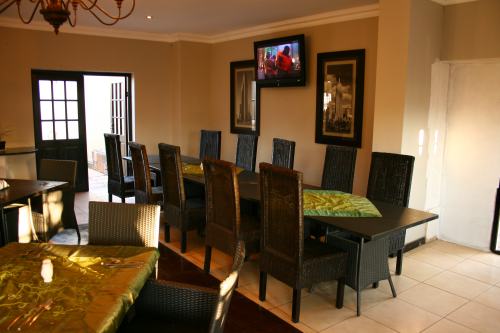 Fly Inn (1)